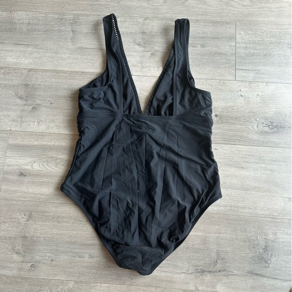 Fresh Water - black - v-cut one piece bathing suit - size XL - Picture 4 of 4